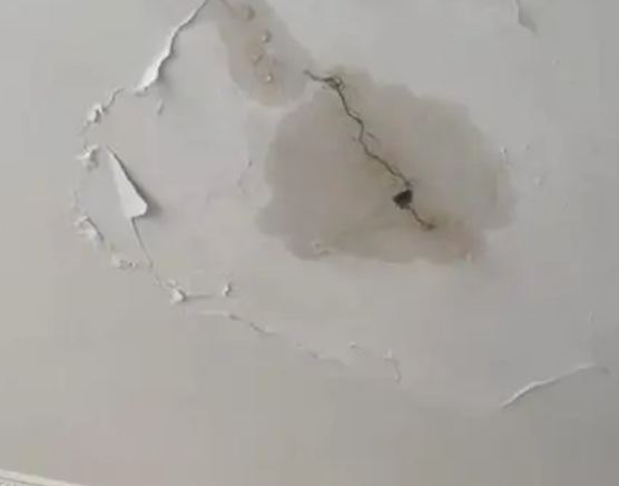 洛浦阳台漏水维修公司分享下屋面防水工程质量问题原因分析